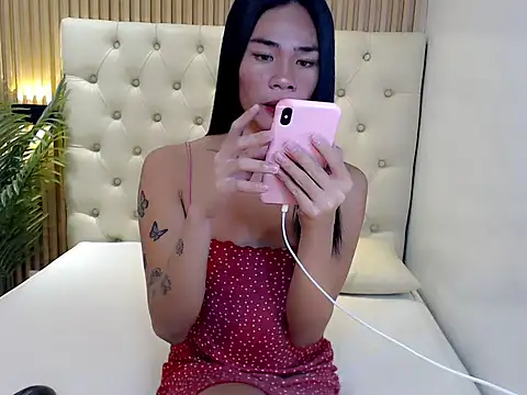 Snapshot of SexualDesire1x chatting on November 2025 01:33:02 PM SexualDesire1x online show from November 2025 01:33:02 PM