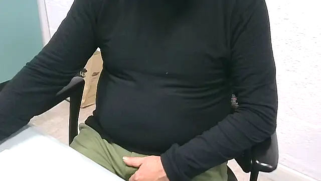 Snapshot of Bsxmaturo61 chatting on January 2026 03:17:02 PM Bsxmaturo61 online show from January 2026 03:17:02 PM