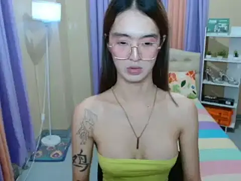 XxTsUncutAskaxX online show from May 2026 04:15:01 PM