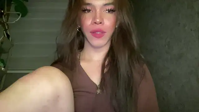 Snapshot of Misselliefayexxx chatting on November 2025 10:05:01 AM Misselliefayexxx online show from November 2025 10:05:01 AM