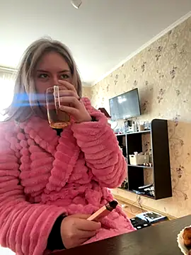 Tomyris yuki online show from November 2025 09:41:01 AM