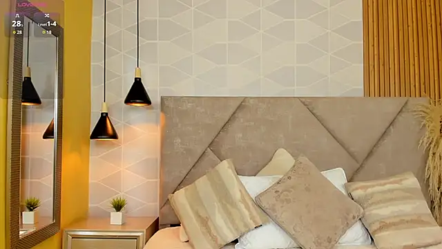 Jade Whisper online show from December 2025 01:58:02 AM