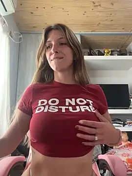 irisdollbb online show from October 2025 01:53:02 PM