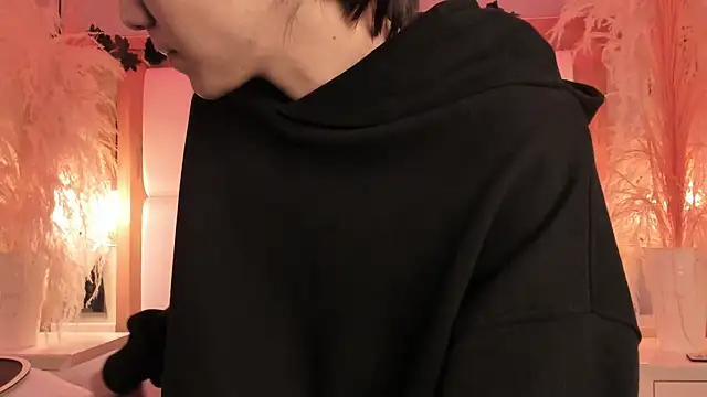 Snapshot of Daphne_And_Roger chatting on February 2026 11:03:01 AM Daphne And Roger online show from February 2026 11:03:01 AM