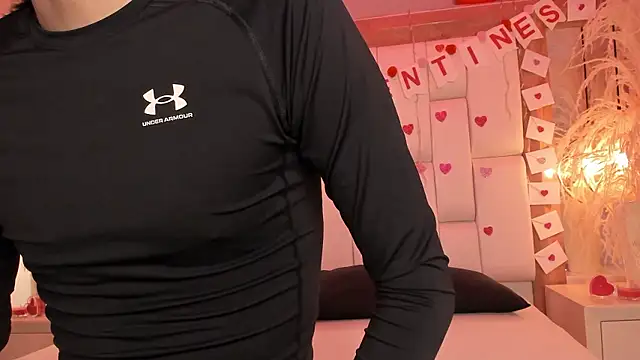 Snapshot of Daphne_And_Roger chatting on February 2026 11:06:02 AM Daphne And Roger online show from February 2026 11:06:02 AM