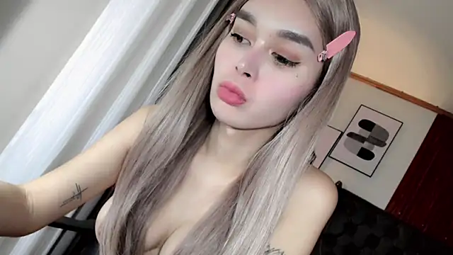 Snapshot of asiansmilexx chatting on July 2026 02:14:01 AM asiansmilexx online show from July 2026 02:14:01 AM
