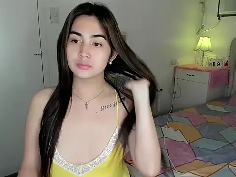 Snapshot of Alovelydoll_nica chatting on May 2026 01:16:02 PM Alovelydoll nica online show from May 2026 01:16:02 PM