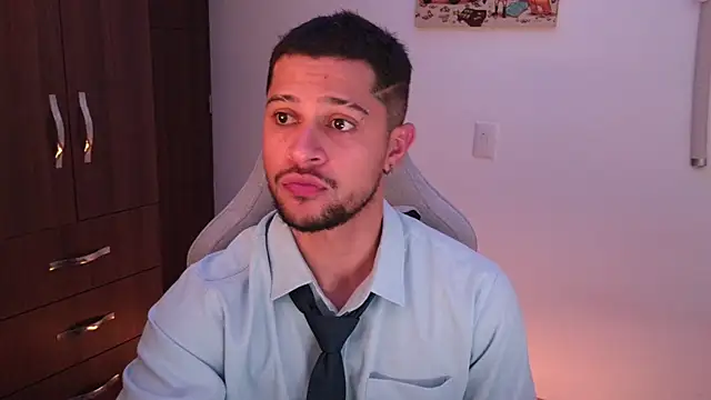 domsantiago  online show from February 2026 03:24:01 AM