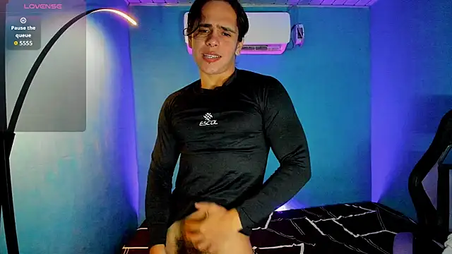 Snapshot of Maximiliano_scoott__ chatting on September 2025 05:57:02 PM Maximiliano scoott online show from September 2025 05:57:02 PM