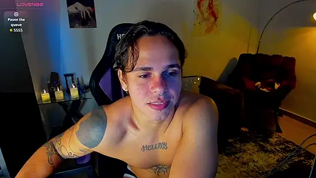 Snapshot of Maximiliano_scoott__ chatting on December 2025 08:47:02 PM Maximiliano scoott online show from December 2025 08:47:02 PM