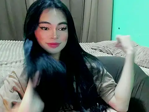 Snapshot of Sweetpeaxx chatting on June 2026 03:51:02 PM Sweetpeaxx online show from June 2026 03:51:02 PM