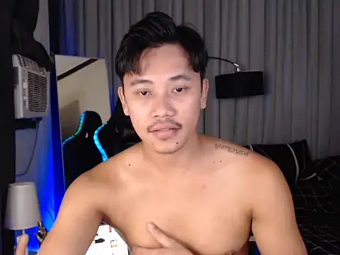 alexsuckable01 online show from April 2026 06:27:02 PM