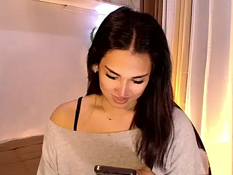 Snapshot of magnificent_kitana chatting on May 2026 09:11:02 PM magnificent kitana online show from May 2026 09:11:02 PM