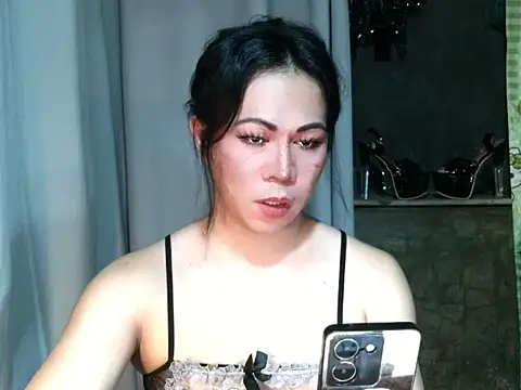  Carmilla online show from March 2026 04:13:01 PM