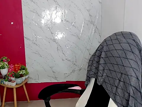 Snapshot of liane_mei chatting on May 2026 05:12:02 AM liane mei online show from May 2026 05:12:02 AM