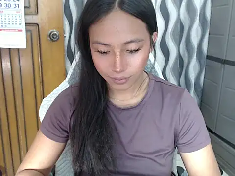 sweetiie caren online show from April 2026 03:04:01 AM