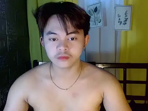 Snapshot of urguy_toshi chatting on May 2026 02:01:01 PM urguy toshi online show from May 2026 02:01:01 PM