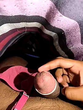 nitin01raj01nk online show from October 2025 08:26:01 PM