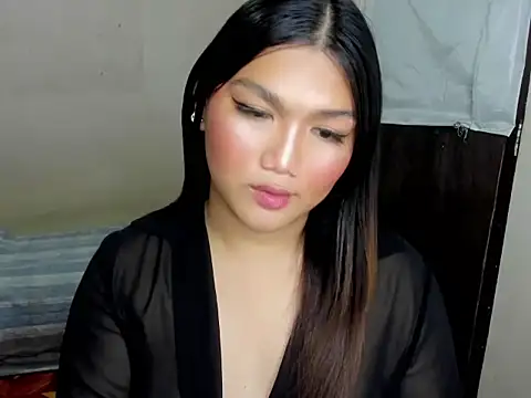 Lou heart online show from October 2025 03:56:02 PM