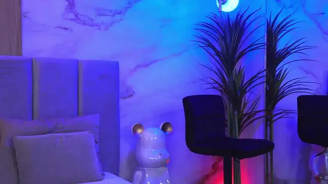 Izabellle02 online show from April 2026 03:47:01 AM