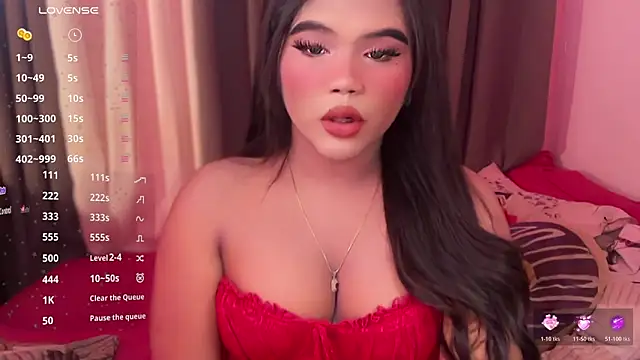 Snapshot of ursweet_sofia chatting on June 2026 07:17:01 AM ursweet sofia online show from June 2026 07:17:01 AM