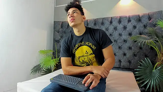 ALAN REDINGER online show from November 2025 01:11:01 PM