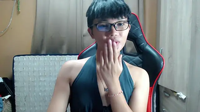 Snapshot of sweet_bonansa chatting on June 2026 08:32:02 PM sweet bonansa online show from June 2026 08:32:02 PM