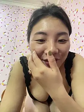 D2sweet online show from October 2025 03:44:01 PM