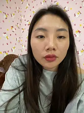 D2sweet online show from November 2025 03:45:01 PM