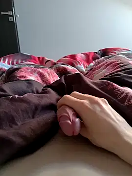 justhubert online show from September 2025 07:58:01 AM