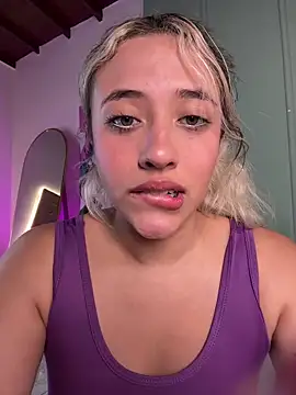 Snapshot of Alexa__Blue chatting on October 2025 02:52:01 AM Alexa  Blue online show from October 2025 02:52:01 AM