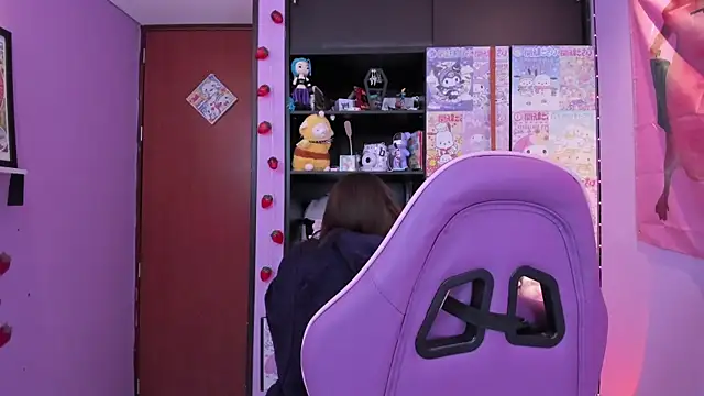 Vero Osb  online show from February 2026 11:33:01 PM