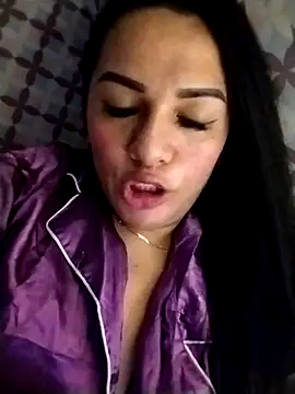 enoria1992 online show from November 2025 08:31:01 PM