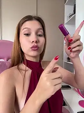 Snapshot of Nikii__ chatting on April 2026 04:44:01 PM Nikii online show from April 2026 04:44:01 PM