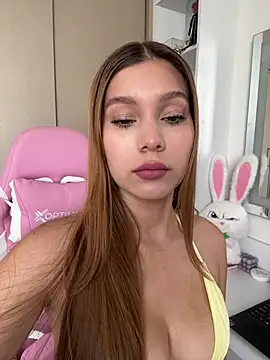 Snapshot of Nikii__ chatting on April 2026 03:26:02 PM Nikii online show from April 2026 03:26:02 PM
