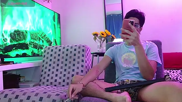 Snapshot of Dylann_west chatting on February 2026 09:44:02 PM Dylann west online show from February 2026 09:44:02 PM