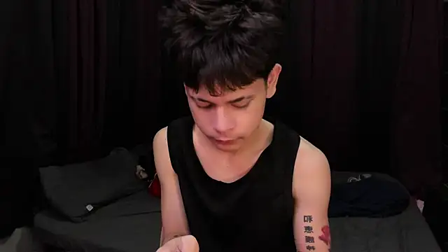 hotfreshdior online show from February 2026 05:00:02 PM