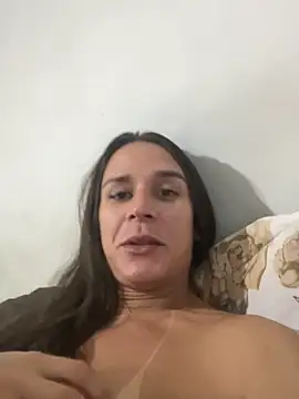 Snapshot of Isabelaa_ chatting on June 2026 08:26:01 PM Isabelaa online show from June 2026 08:26:01 PM