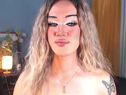 AleinaCroft online show from November 2025 01:48:01 AM