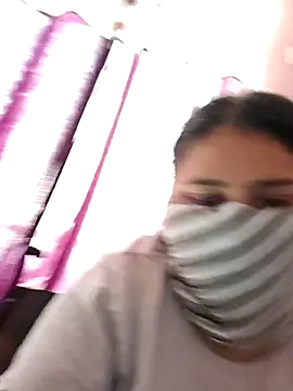 Snapshot of ShreyaIslive chatting on October 2025 01:55:02 AM ShreyaIslive online show from October 2025 01:55:02 AM