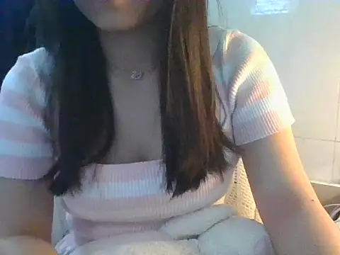 Linzly online show from February 2026 02:27:02 AM