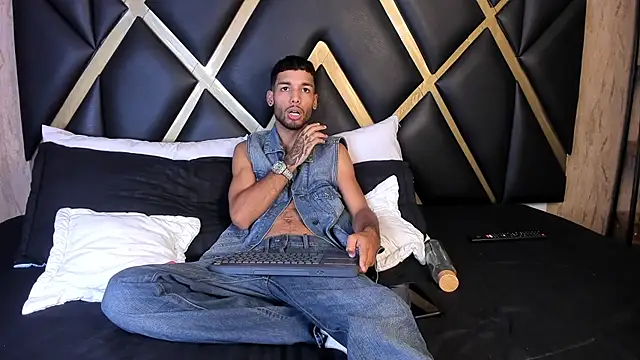 Thiagoferreti online show from March 2026 03:34:02 AM