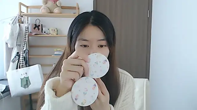 Snapshot of Mimi-cnbaby chatting on May 2026 06:07:01 AM Mimi-cnbaby online show from May 2026 06:07:01 AM
