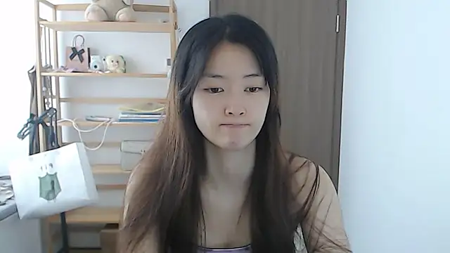 Snapshot of Mimi-cnbaby chatting on May 2026 07:03:01 AM Mimi-cnbaby online show from May 2026 07:03:01 AM