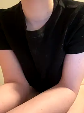 Snapshot of rosecams chatting on September 2025 05:23:01 AM rosecams online show from September 2025 05:23:01 AM