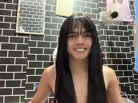 Snapshot of tscummeroverload4u chatting on February 2026 04:13:01 AM tscummeroverload4u online show from February 2026 04:13:01 AM