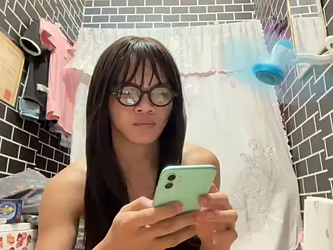 Snapshot of tscummeroverload4u chatting on February 2026 08:12:02 AM tscummeroverload4u online show from February 2026 08:12:02 AM