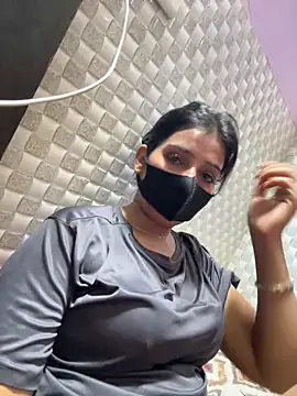 Hot Jaanvi  online show from June 2026 07:18:01 PM