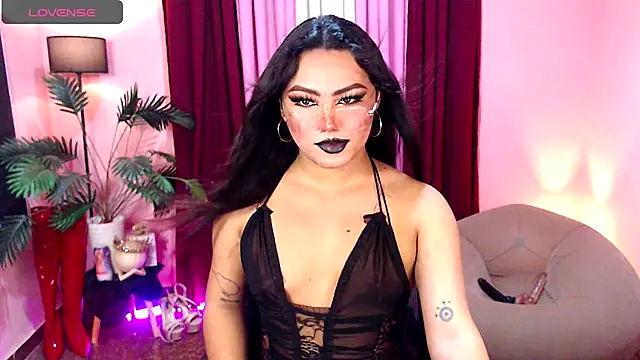 Unique Maya online show from October 2025 08:48:02 AM