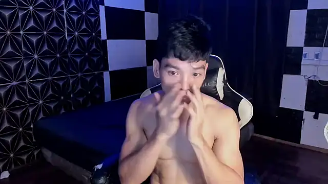 Snapshot of AsianHotBODYY chatting on October 2025 09:35:02 AM AsianHotBODYY online show from October 2025 09:35:02 AM